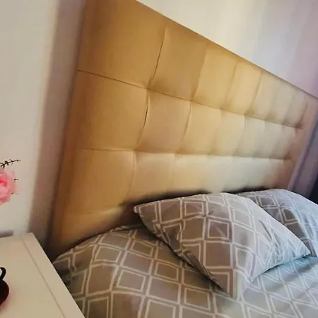 Downtown Бухарест